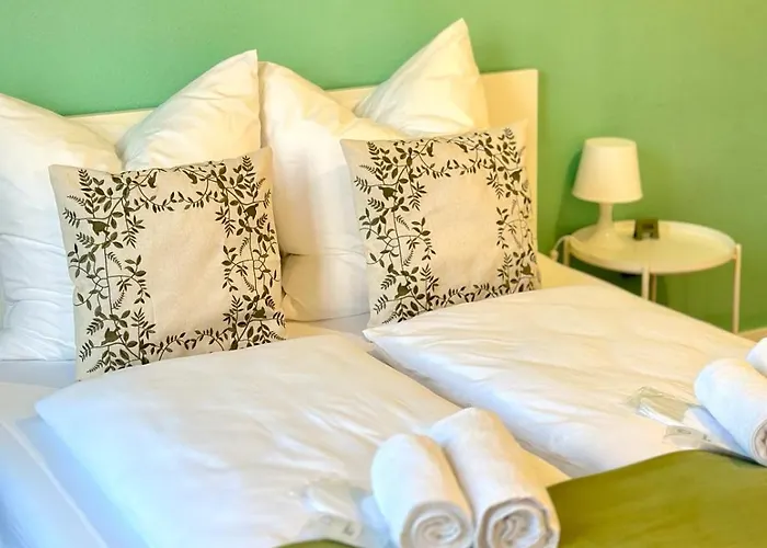 Raha Apartments - Charmantes Studio-Apartment - Hbf - Gratis Parkplatz