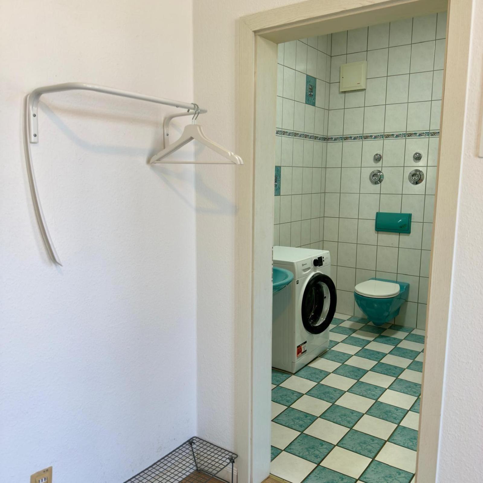 Appartement Raha - Charmantes Studio-apartment - Hbf - Gratis Parkplatz Erfurt